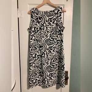 Dress Barn White with Black size 12